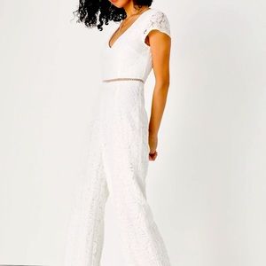 White Lace Cap Sleeve Jumper/Jumpsuit